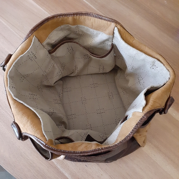 Moore and Giles Belle leather bag - Picture 15 of 16